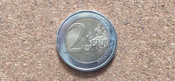 2 euro coin