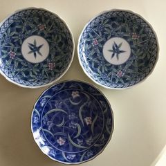 China - Oriental Dishes / Bowls X 3 .