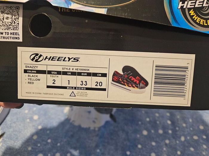 heelys