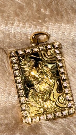Pendant 18K (K18) solid gold