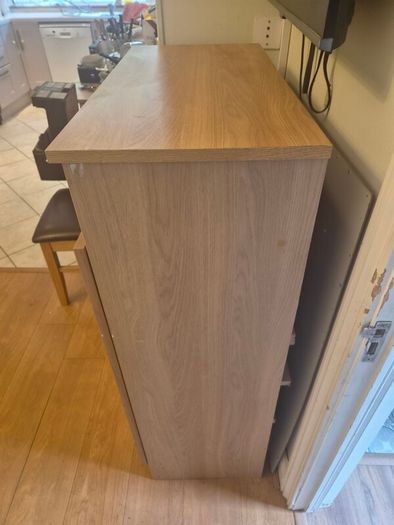 Press/cabinet