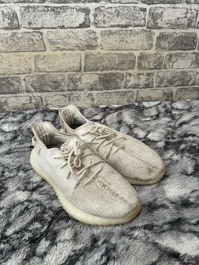 yeezys