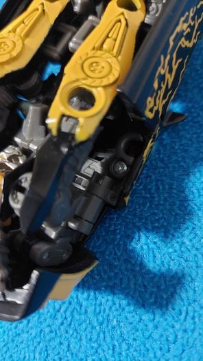 Transformer / toy / bumblebee