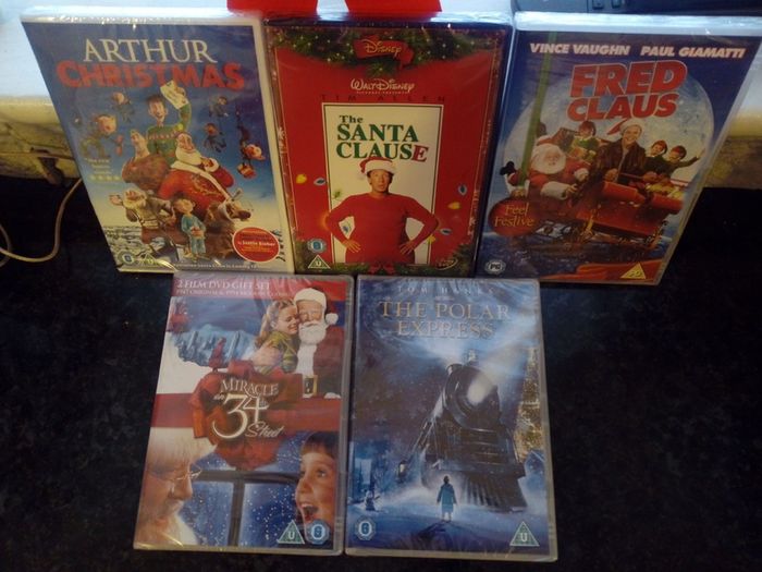 Christmas Dvd Bundle All Like New Santa Clause Arthur Christmas Polar Express