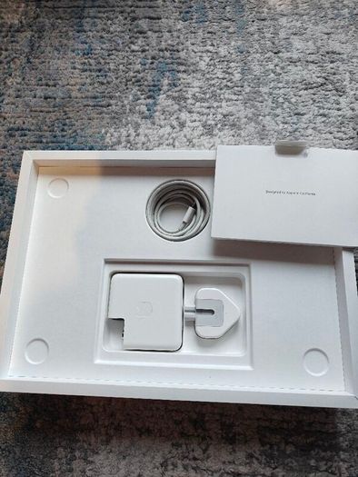 Macbook Pro 13-inch M1 2020 8gb Ram 256gb Storage
