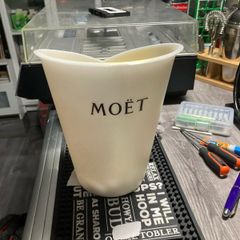 moet ice bucket French