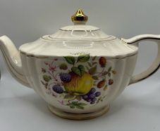 1930s James Sadler Teapot