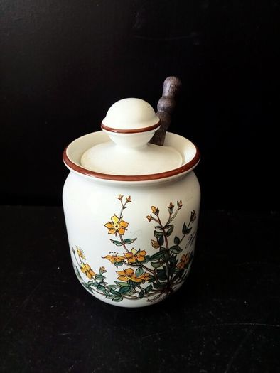 Villeroy & Boch Botanica Mustard Jar and Spoon