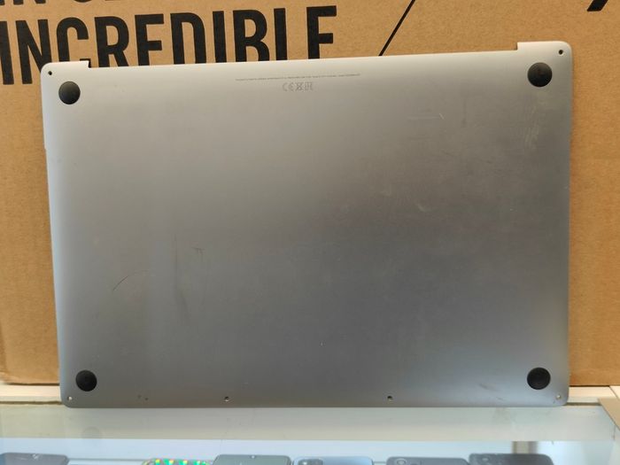 Bottom Case Bottom Cover Cover For Macbook Pro A1990 (used)
