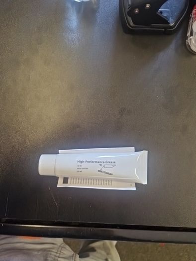 powertool grease