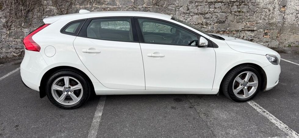 2014 Volvo V40 Automatic