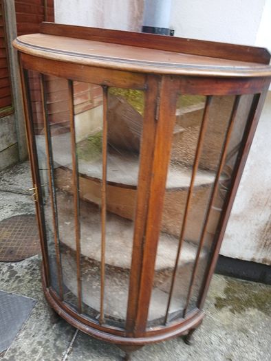 Free antique china dresser