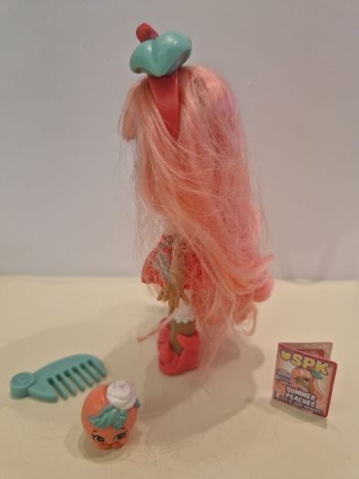 Summer Peaches - Shopkins Doll