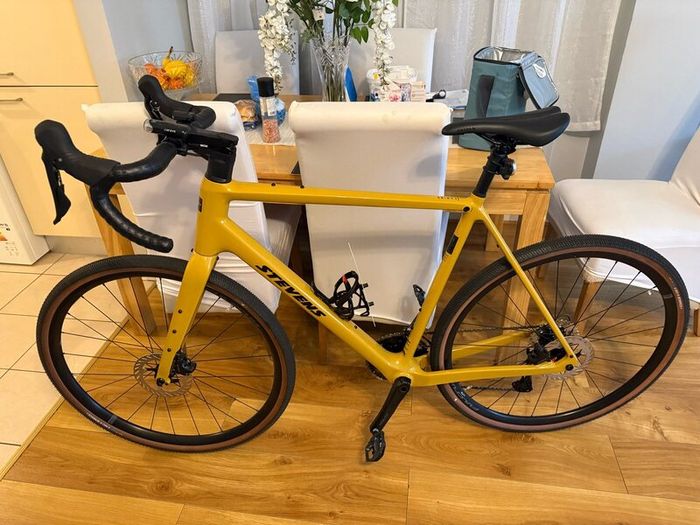 Gravel bike