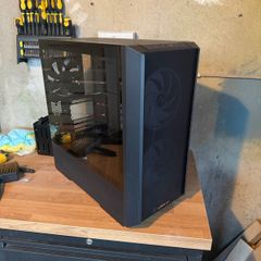 Lian Li Lancool 216 rgb case