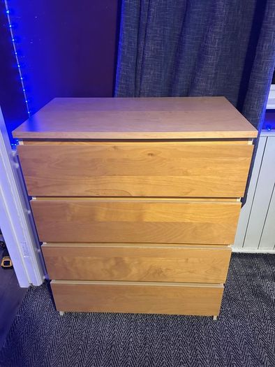 Chest of drawers
