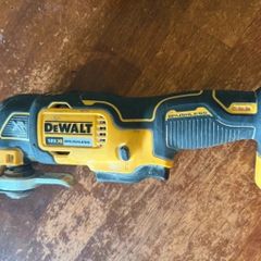 DeWalt 18V XR Brushless Oscillating Multi-Tool