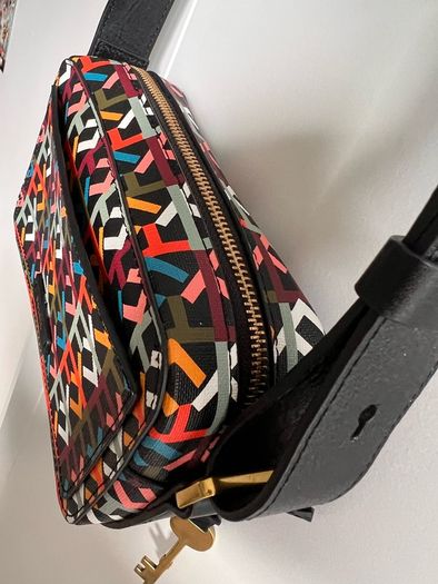 Fossil bag