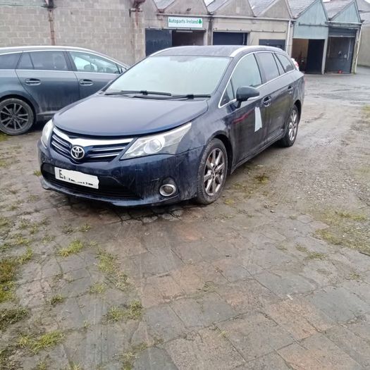 2012 Toyota avensis parts