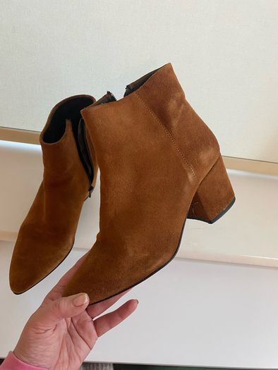 Brown Ladies Boots