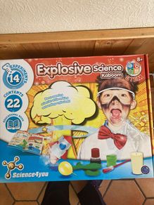 New. Explosive Science (Kaboom) 8yrs.