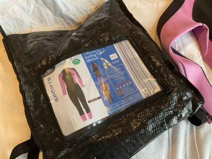 Girls Crane Full Surfing Wetsuit black pink with carry bag 7 8