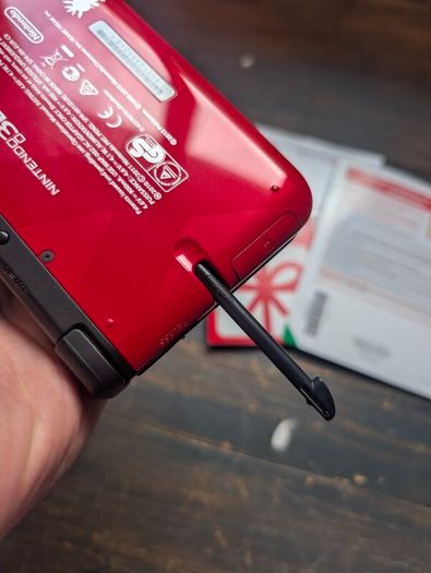 Nintendo 3DS XL - Pokemon Red Xerneas Yveltal Edition Console