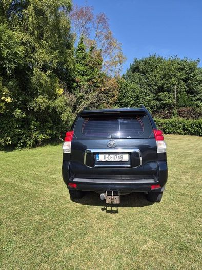 Toyota Land Cruiser 2011