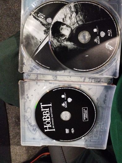 The Hobbit blueray steelbook 3 discs..