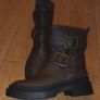 womens boots Image 2