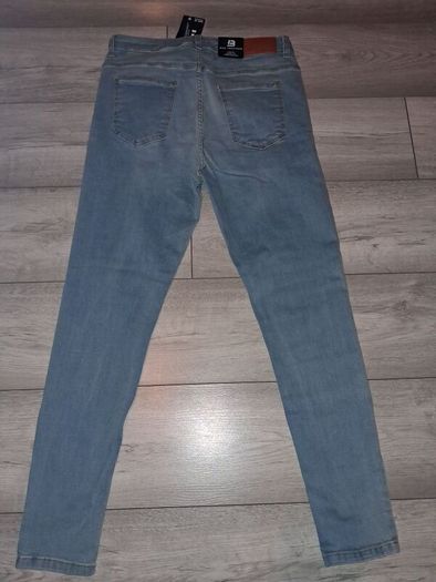 Brand New Bee Inspired Luca Signature Skinny Jeans - Size - 34/30 - 60.00 - Sterling - 78.00 - Euro