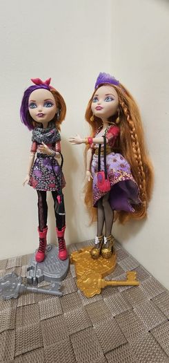 Ever After Hair Poppy and Holly O'Hair Royal Doll sister pack