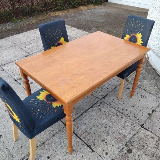 Oak Table and chairs