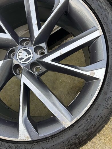 Genuine Skoda Vega Sportline 20" Alloy Wheels