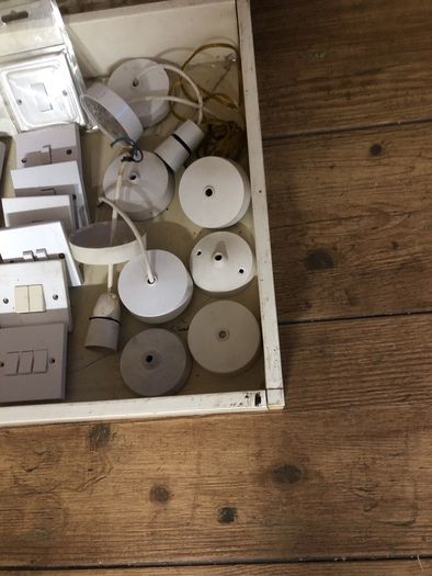 Electoral sockets