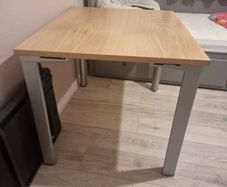 office desk and chair