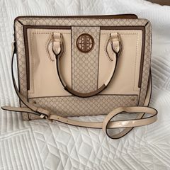River island hand bag