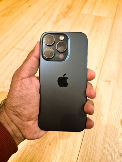 Apple iPhone 15 Pro 256GB + Apple Watch Series 5 44mm (With Premium Accessories)