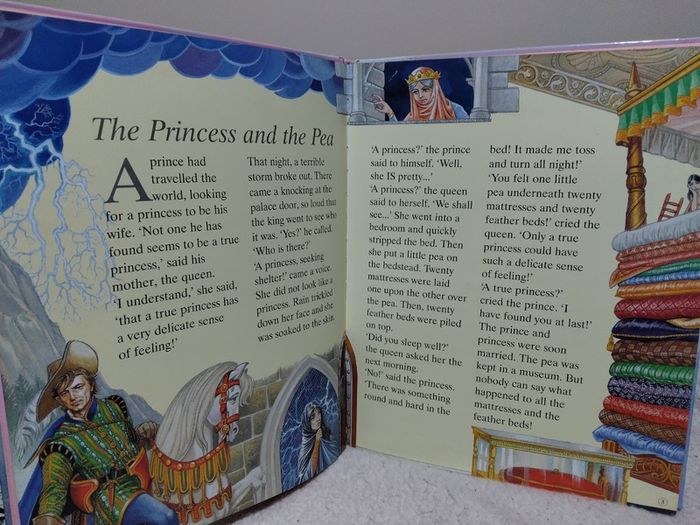 The Enchanting World Of 14 Classic Fairy Tales, Large Hardback Book