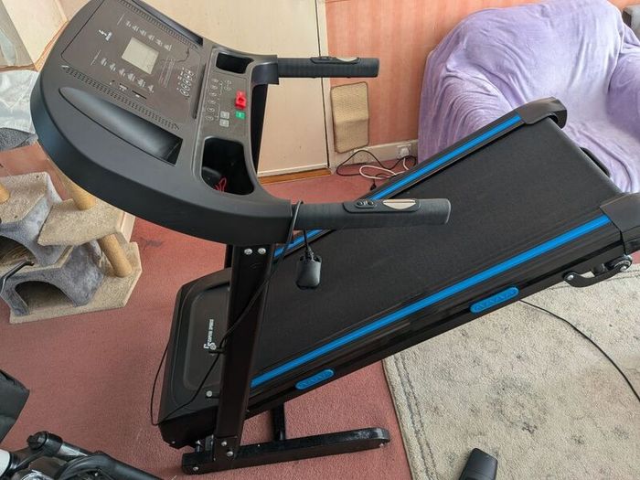 Capital Sports treadmill