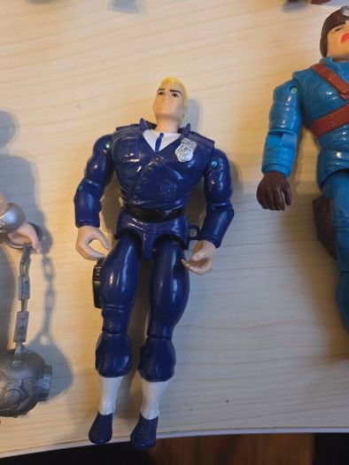 cops n crooks vintage 1980s figires