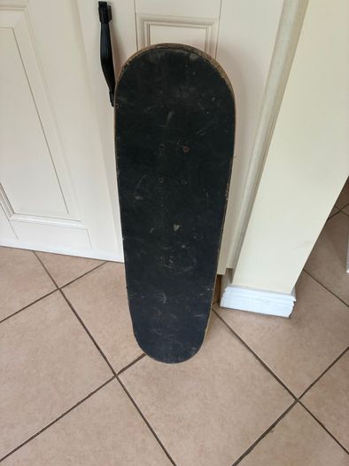 Skateboard