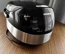Redmond multicooker