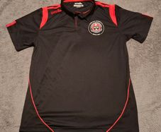 Bohemians Football Club O'Neills Football Jersey (Adult Medium) FREE POST