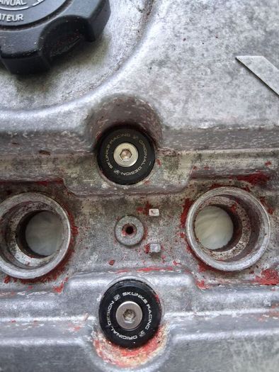 skunk2 low profile valve cover hardware