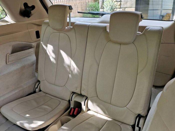 BMW 218d 2 Series - 7 seat