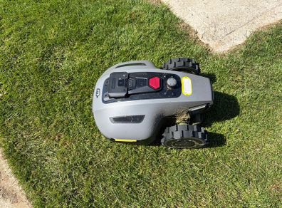 Yuka mini robo mower