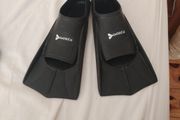 Swimkit fins size 1-1.5 UK