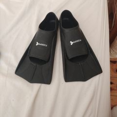 Swimkit fins size 1-1.5 UK