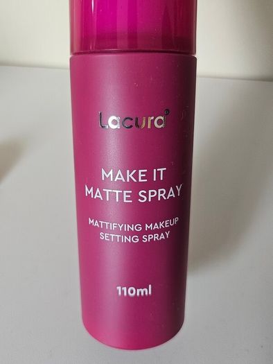 Mattifying makeup setting spray  Lacura